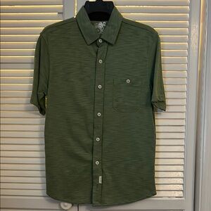 Men's Green Short Sleeve Shirt